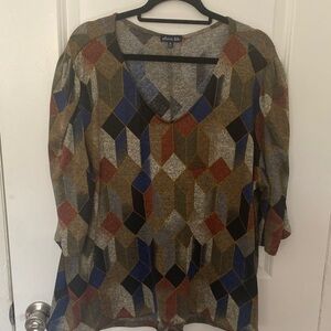 Olivia Blu Geometric Patterned Women's Top - Multicolor